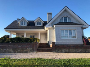 Hotels in Villapresente